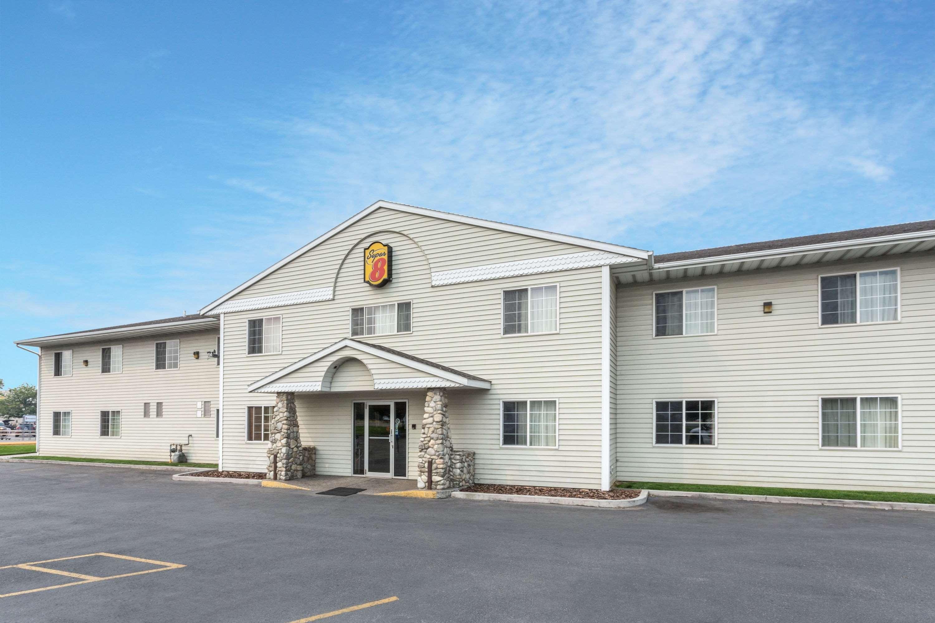 Super 8 By Wyndham Hamilton Hotel Luaran gambar